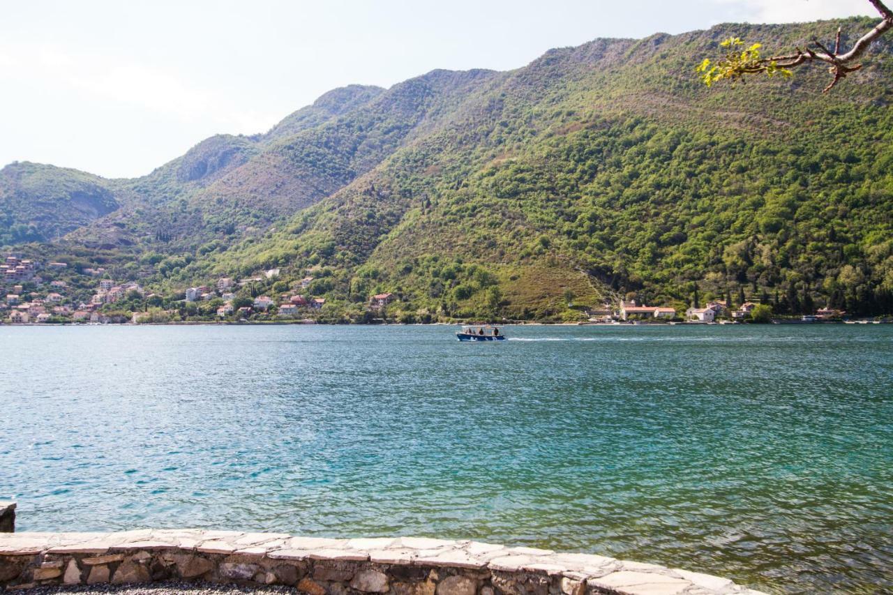 Apartmani Vesna Tivat Exteriör bild