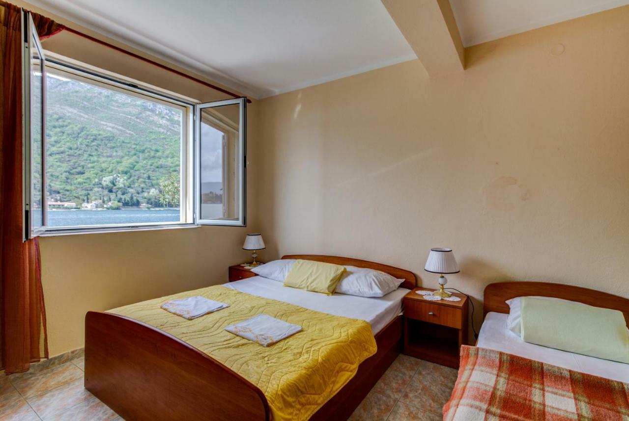Apartmani Vesna Tivat Exteriör bild