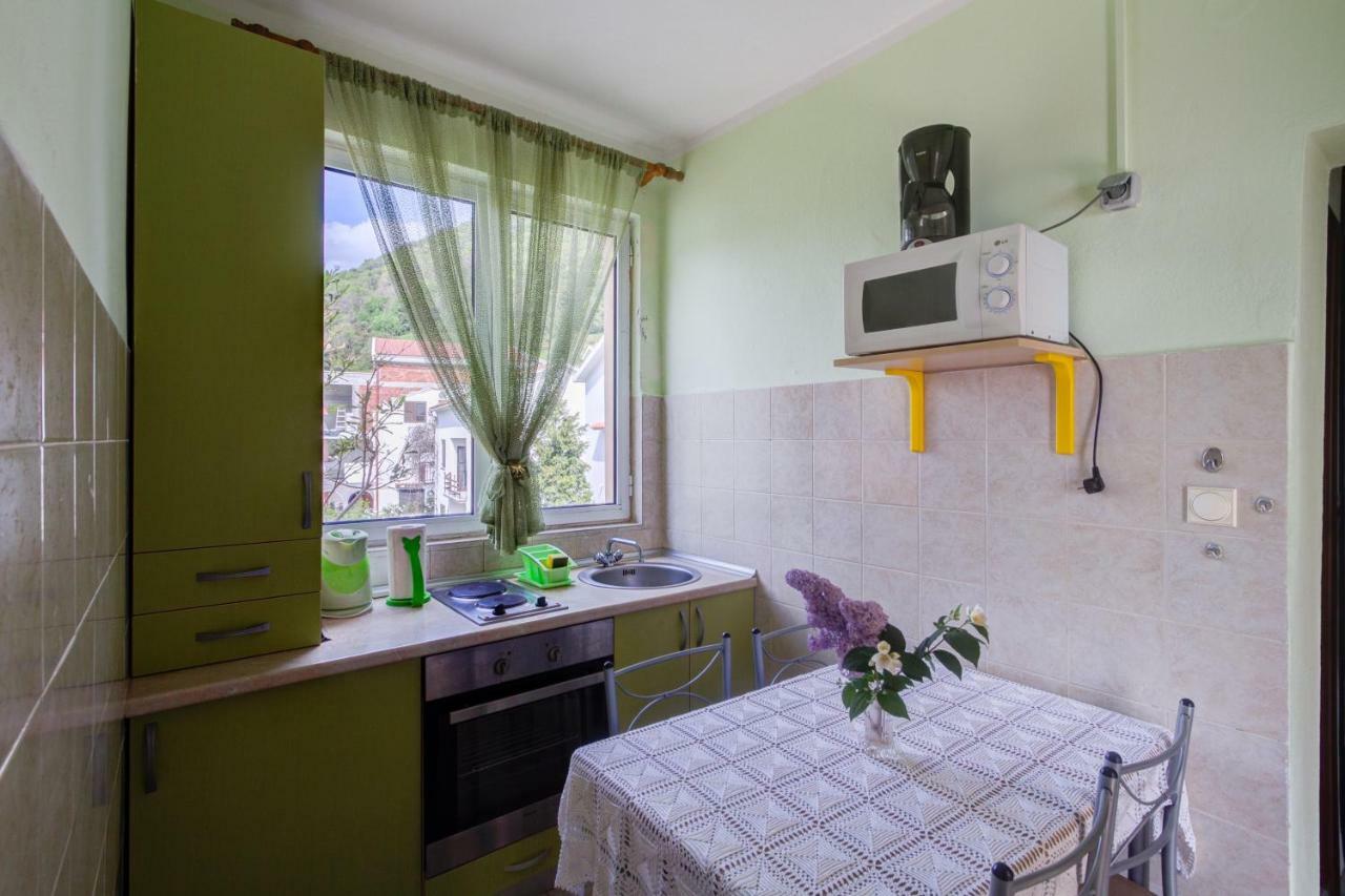 Apartmani Vesna Tivat Exteriör bild
